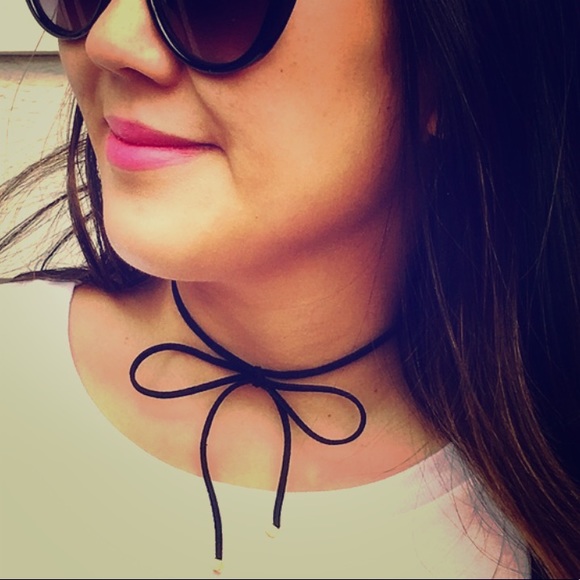 Vegan Suede Bow Choker - Picture 1 of 1